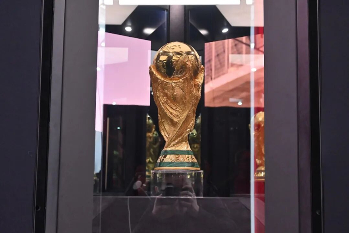世界杯官网app下载-硬刚FIFA 中国这次到底在争什么？|国际足联|世界杯|央视|2006年德国世界杯|中国体育_新浪体育_新浪新闻